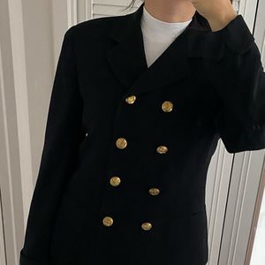 Dior crop blazer w/ gold buttons (Vintage🖤)